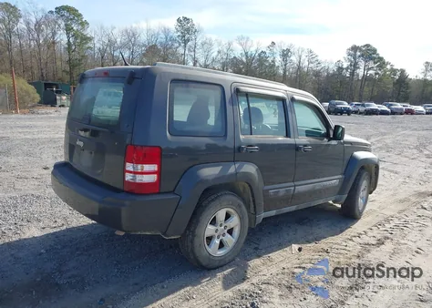 2011 Jeep Liberty Sport z USA, uszkodzony, nr VIN 1J4PP2GK7BW521708